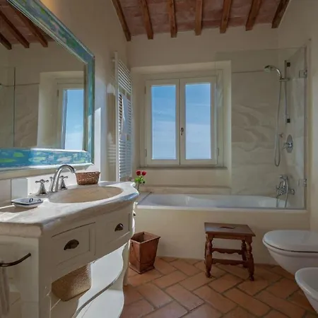 Villa Le Cannelle Castellina Marittima